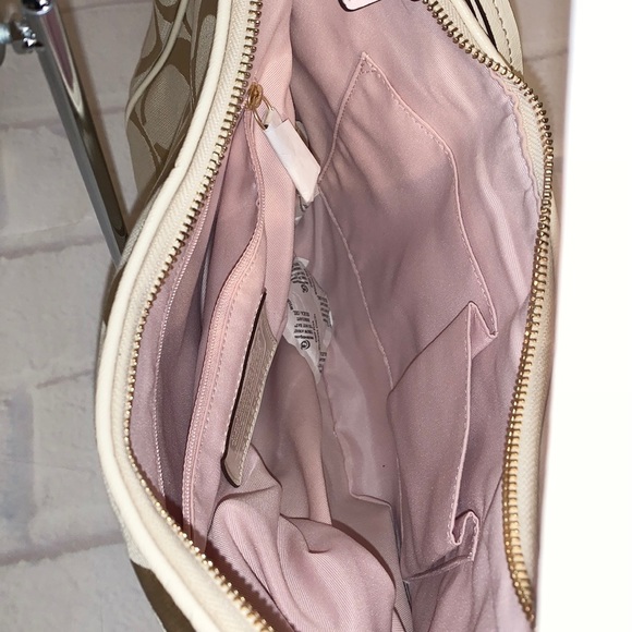 🌻 COACH F21873 🌻 LIGHT KHAKI WHITE SIGNATURE LOGO CONVERTIBLE HOBO MSRP $388 - Picture 8 of 9